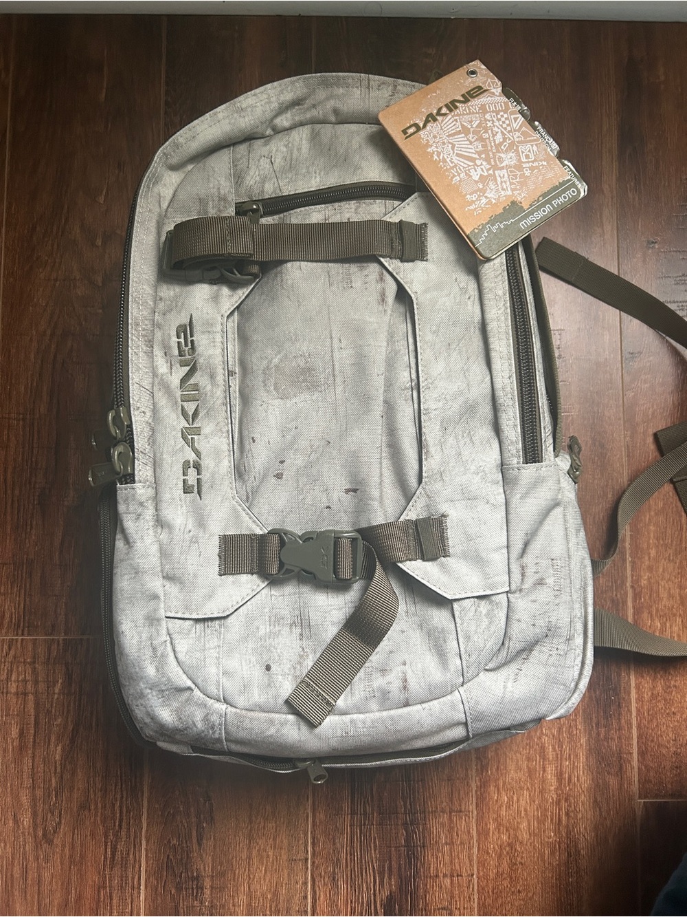 Dakine Photo Misson Camera/photography Backpack